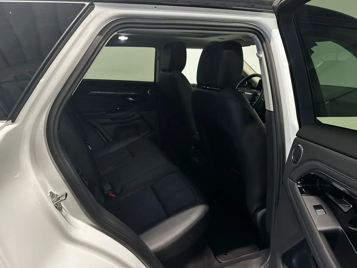 Land Rover Range Rover Evoque usata a Milano (5)