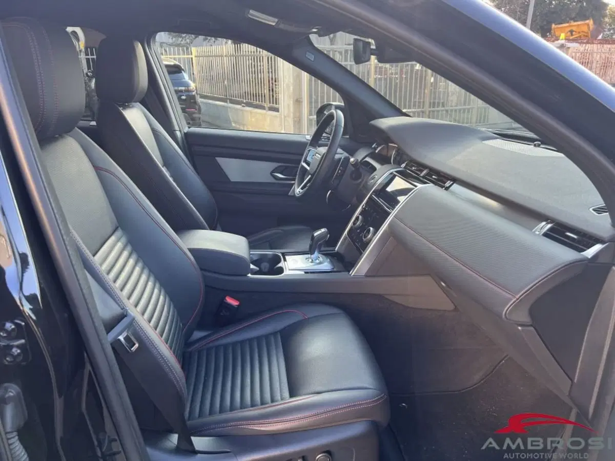 Land Rover Discovery Sport usata a Viterbo (3)