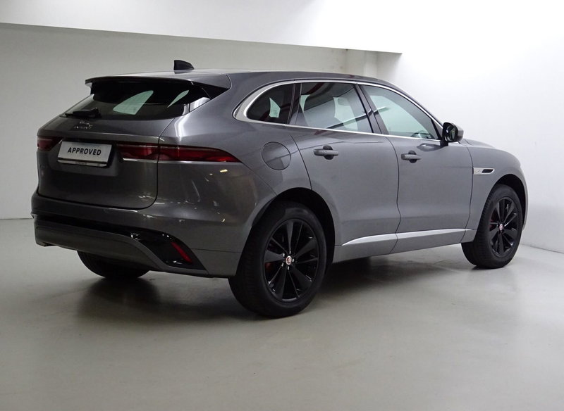 Jaguar F-Pace usata a Como (2)
