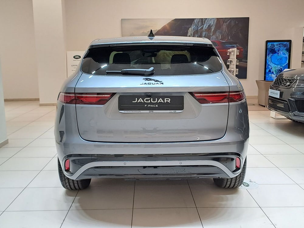 Jaguar F-Pace usata a Pavia (6)