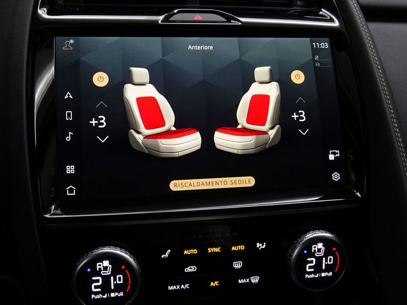 Jaguar E-Pace usata a Como (11)