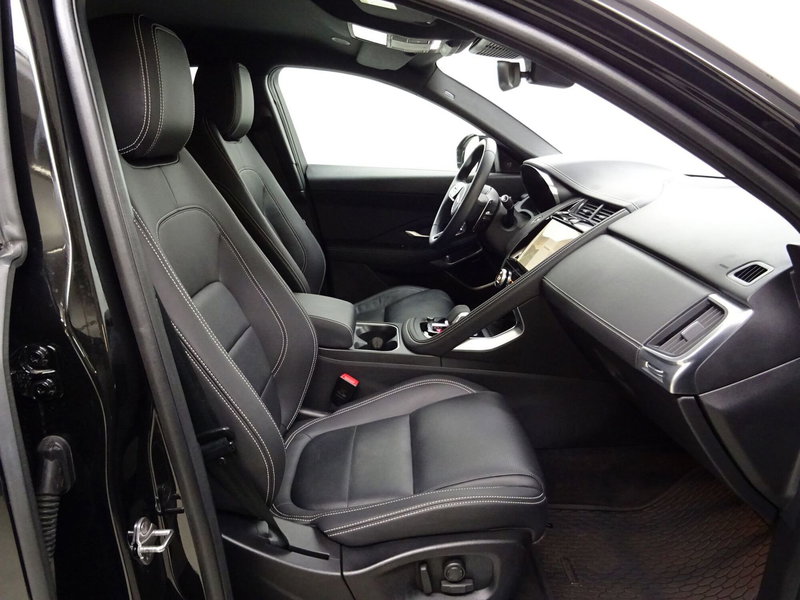 Jaguar E-Pace usata a Como (3)