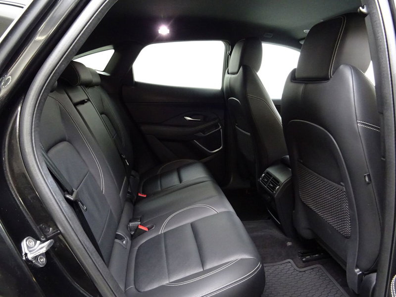 Jaguar E-Pace usata a Como (5)