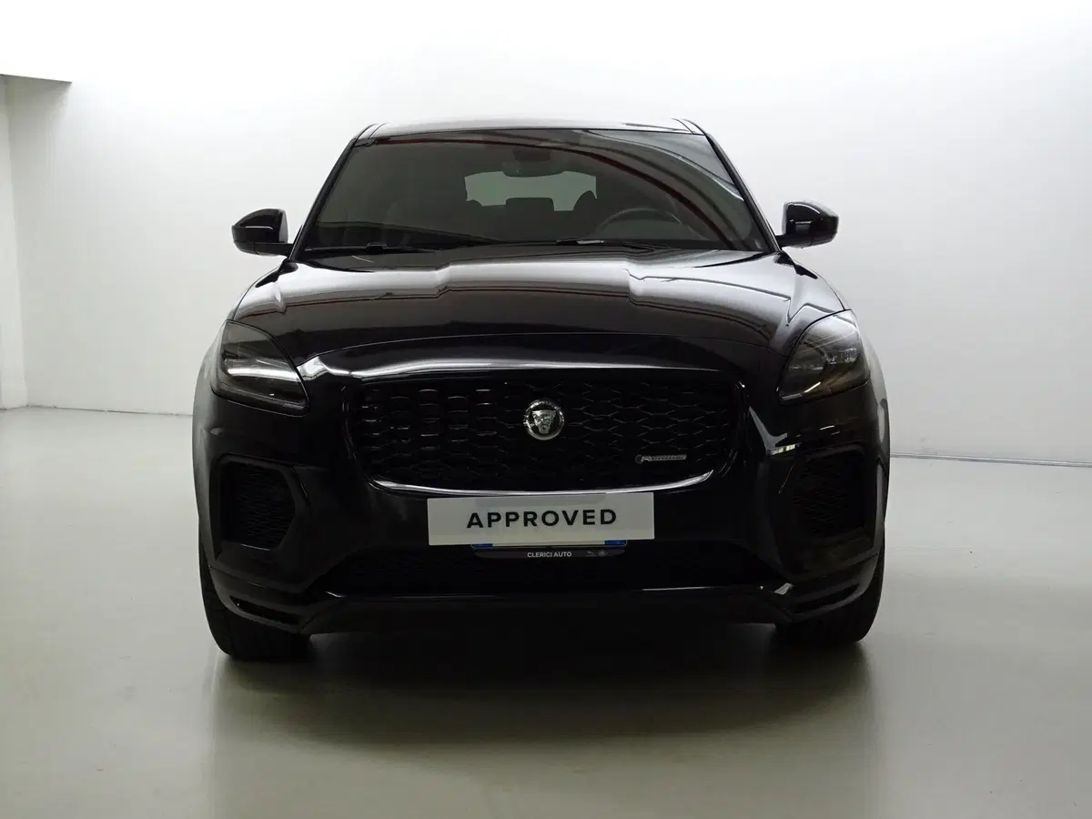 Jaguar E-Pace usata a Como (7)
