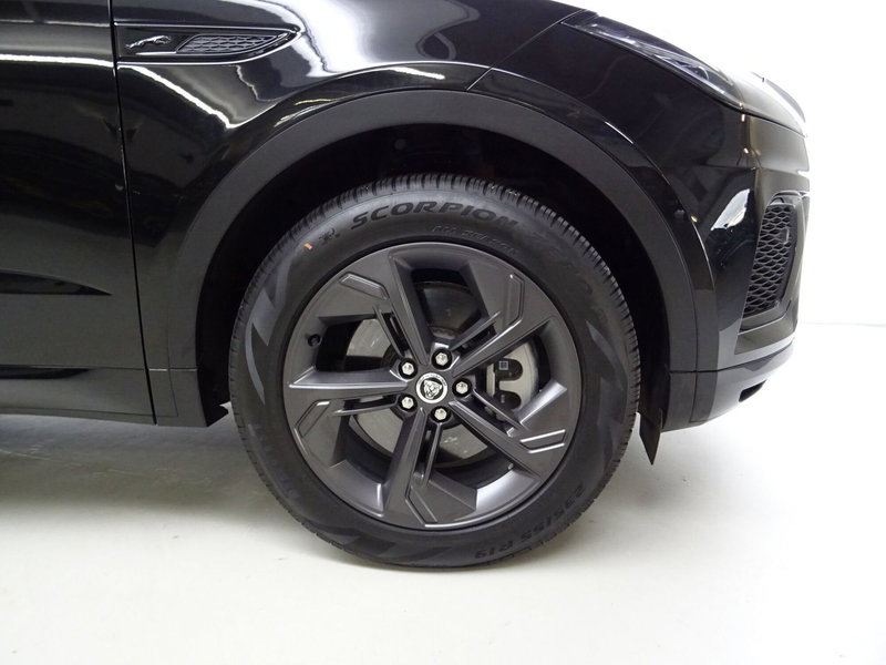 Jaguar E-Pace usata a Como (9)