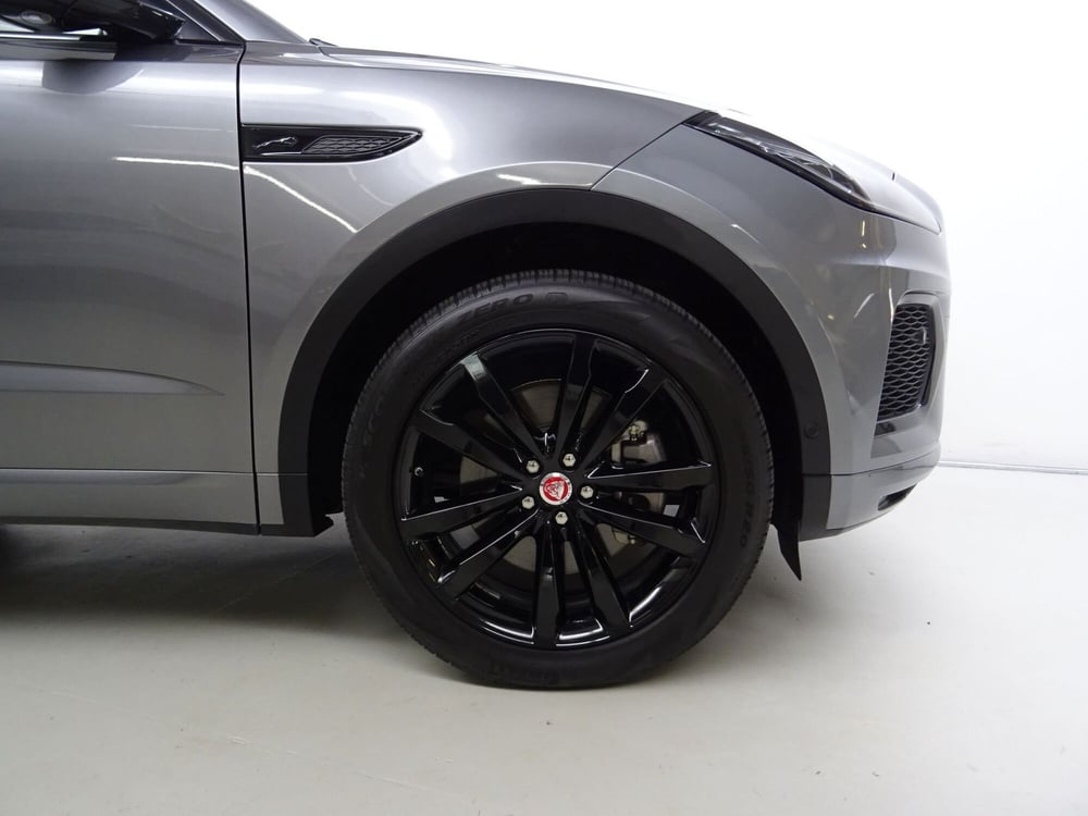 Jaguar E-Pace usata a Como (9)