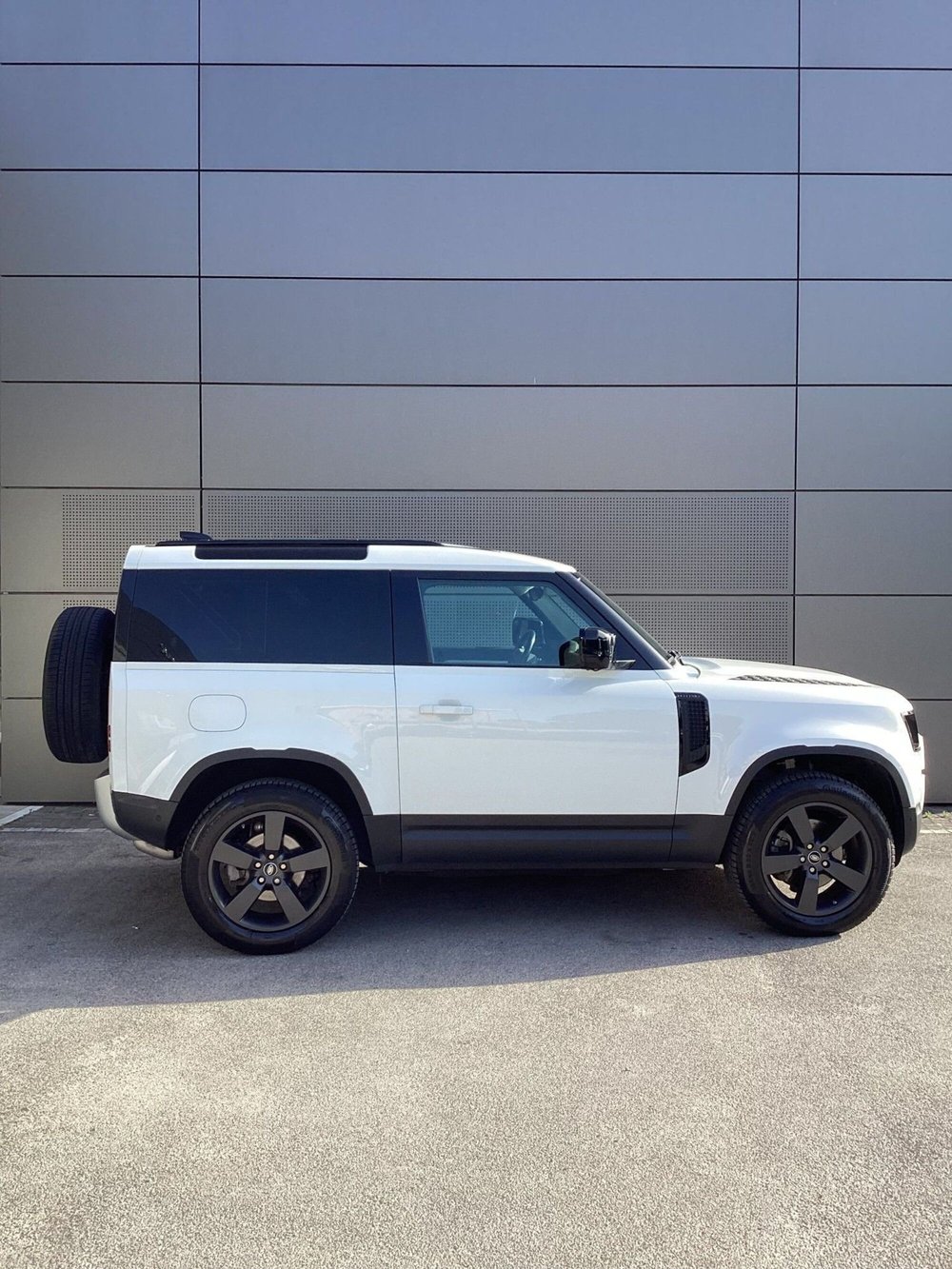 Land Rover Defender usata a Chieti (6)