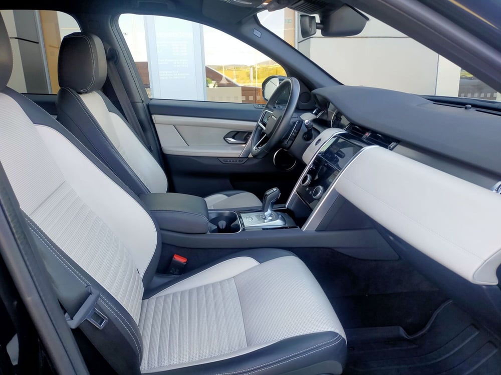 Land Rover Discovery Sport usata a Pesaro-Urbino (3)