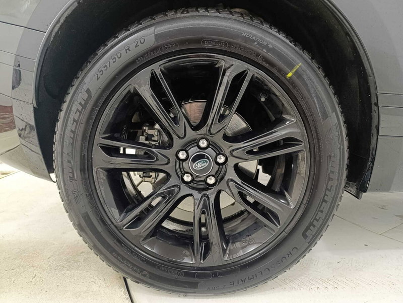 Land Rover Range Rover Velar usata a Pesaro-Urbino (9)