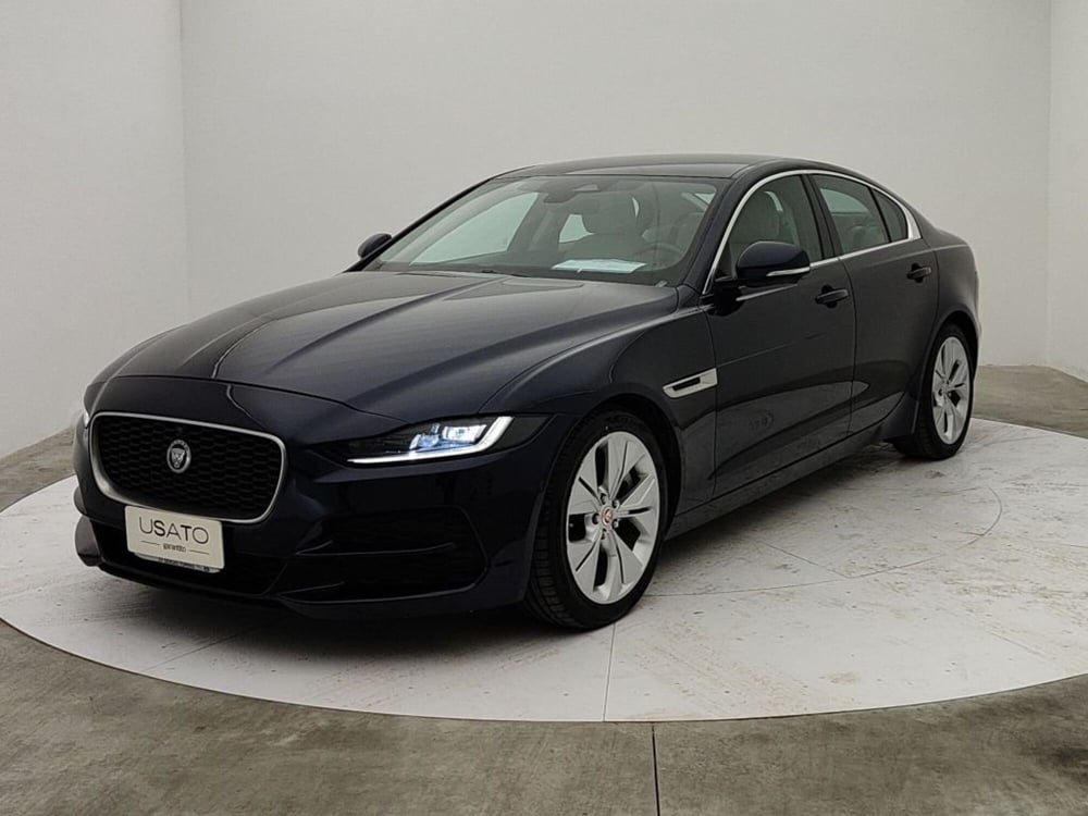 Jaguar XE usata a Ragusa