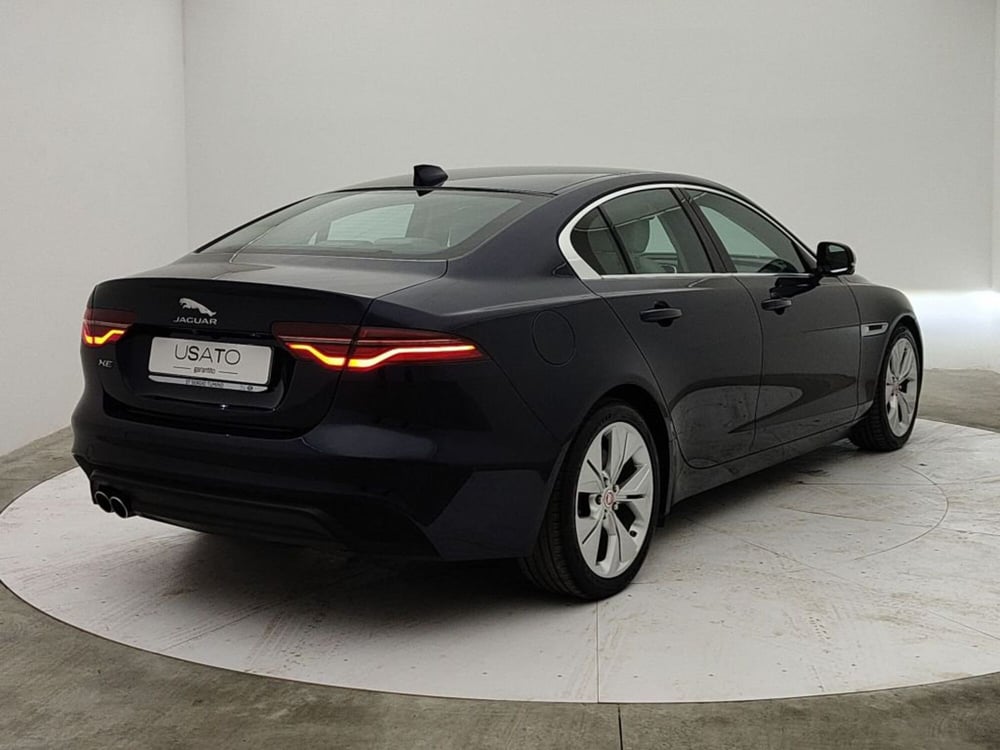 Jaguar XE usata a Ragusa (2)