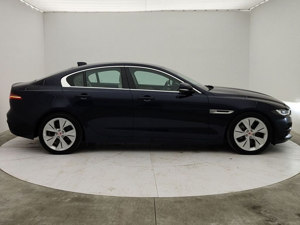 Jaguar XE usata a Ragusa (6)