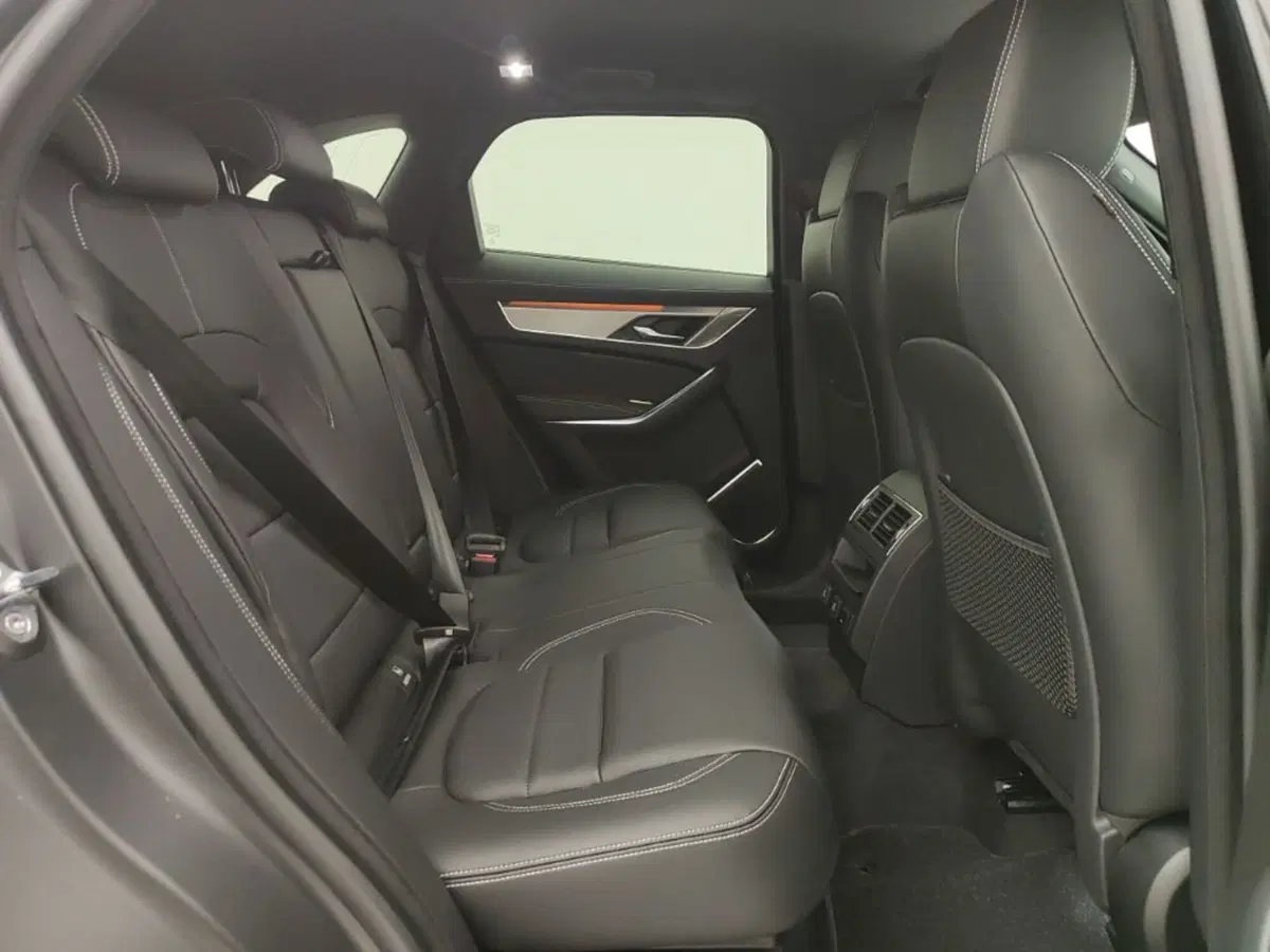 Jaguar F-Pace usata a Ragusa (5)