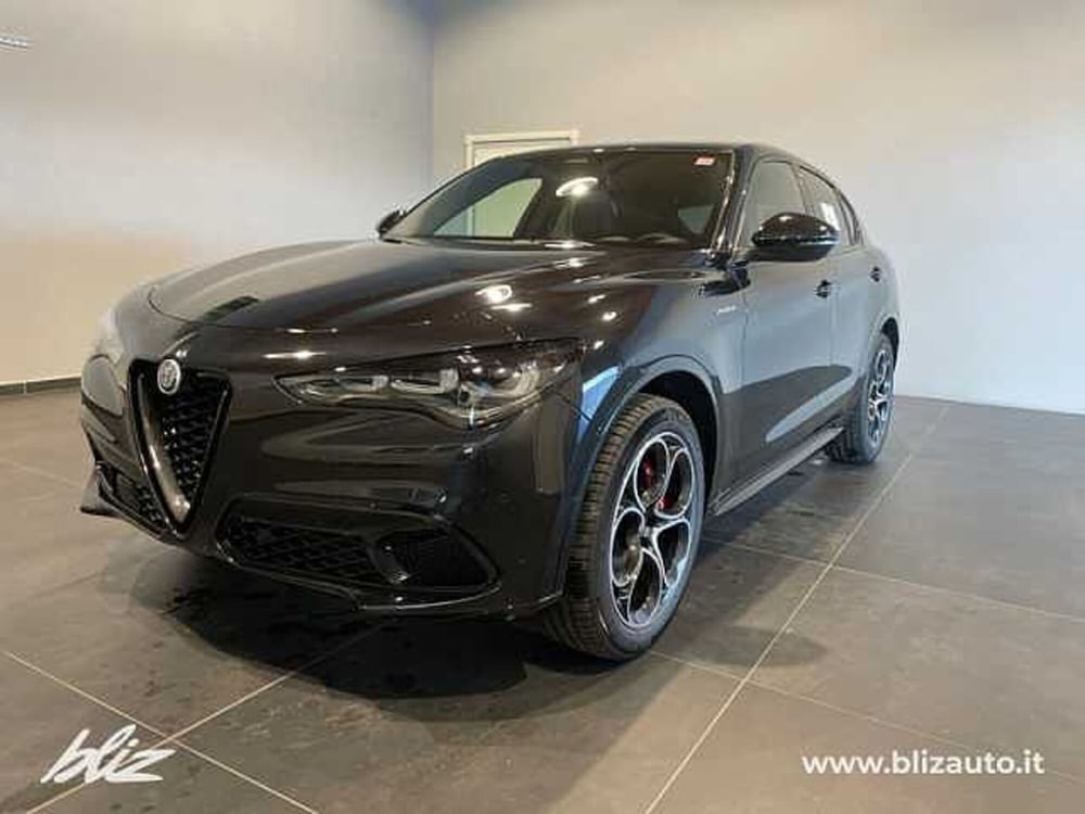 Alfa Romeo Stelvio nuova a Udine