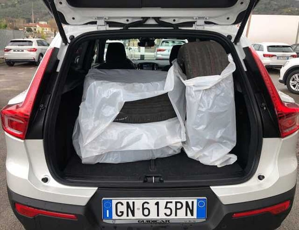 Volvo XC40 usata a Lucca (7)