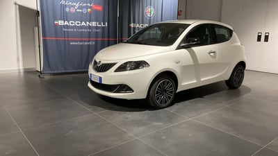 Lancia Ypsilon 1.0 FireFly 5 porte S&amp;S Hybrid Gold Plus del 2024 usata a Romano di Lombardia