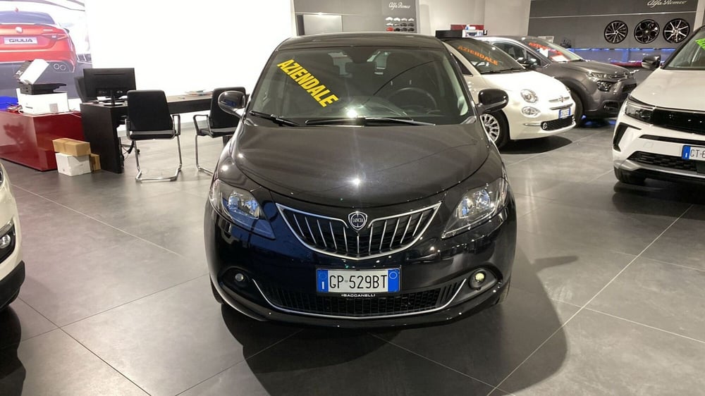 Lancia Ypsilon usata a Bergamo (6)