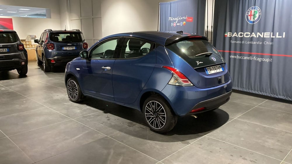 Lancia Ypsilon usata a Bergamo (2)