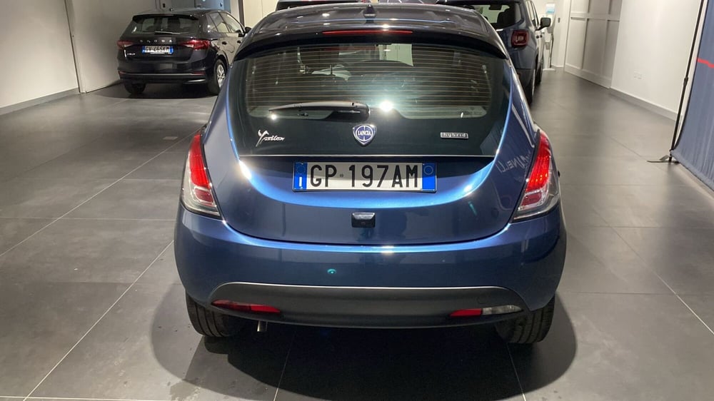 Lancia Ypsilon usata a Bergamo (3)