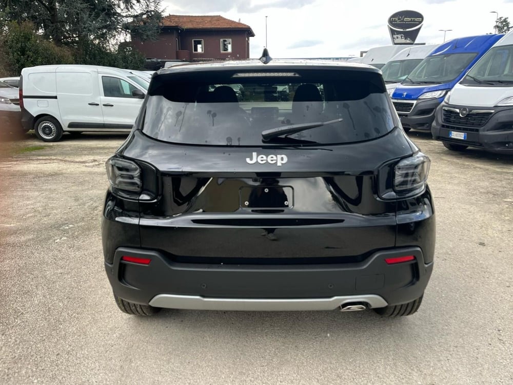 Jeep Avenger nuova a Milano (8)