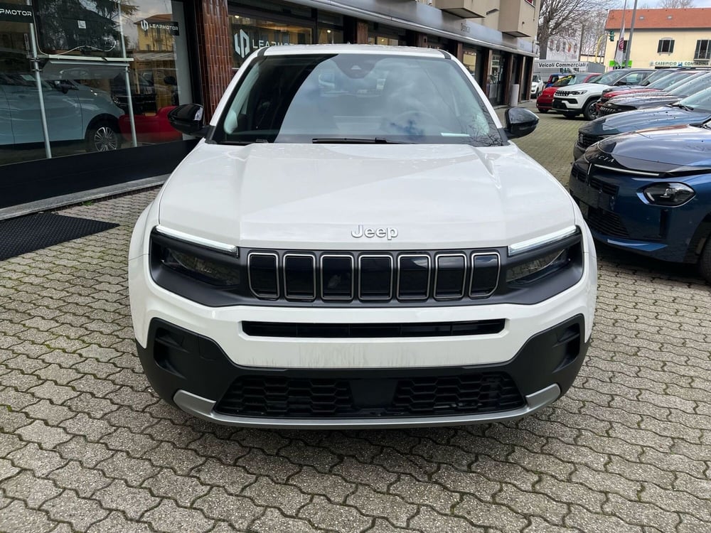 Jeep Avenger nuova a Milano (2)