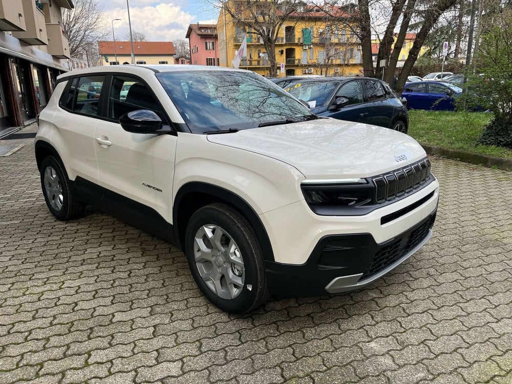 Jeep Avenger nuova a Milano (3)