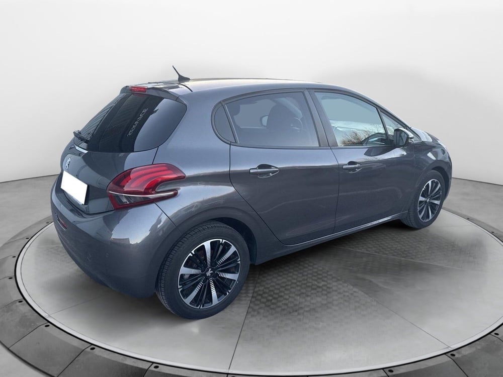 Peugeot 208 usata a Siena (6)