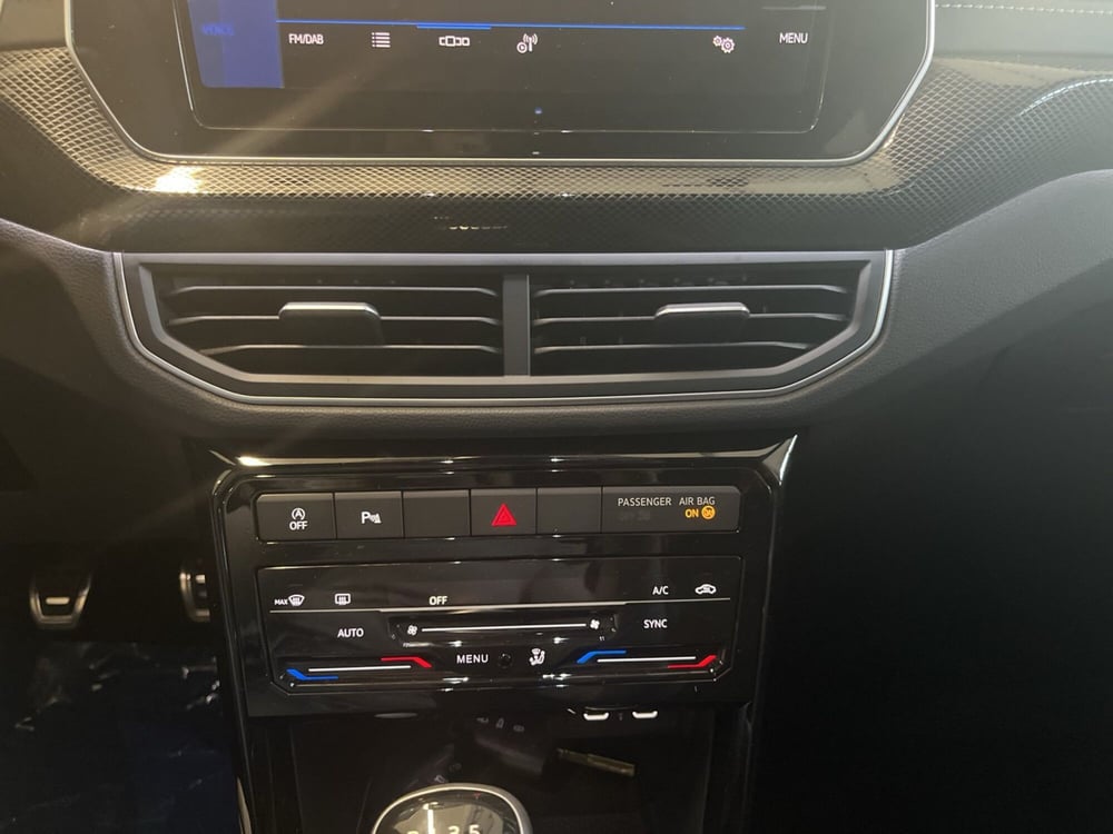 Volkswagen T-Cross nuova a Salerno (16)