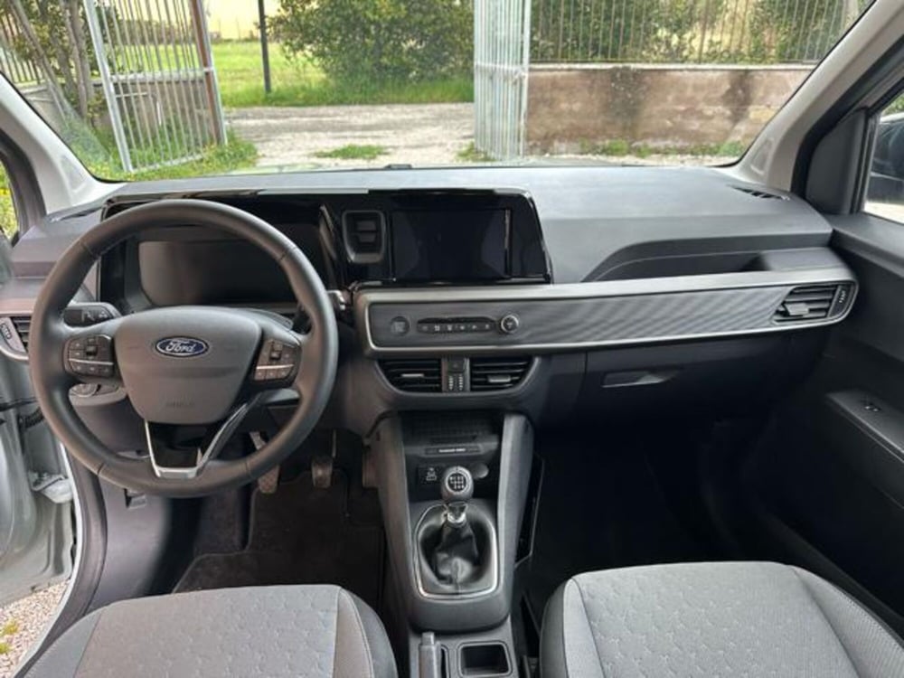 Ford Tourneo Courier usata a Roma (10)