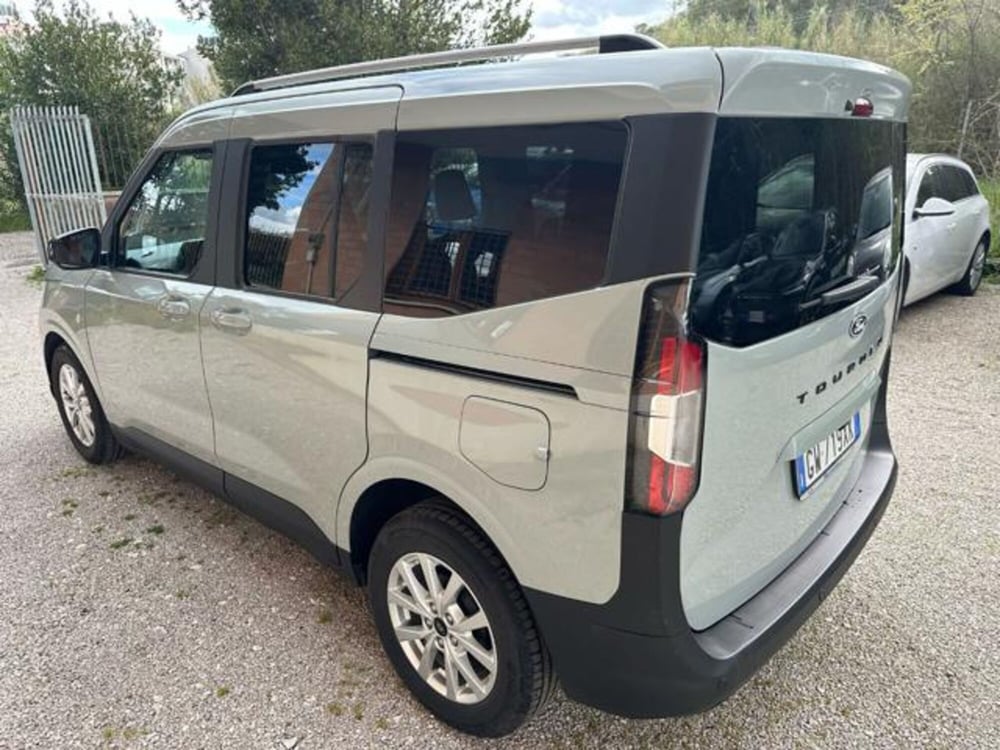 Ford Tourneo Courier usata a Roma (3)