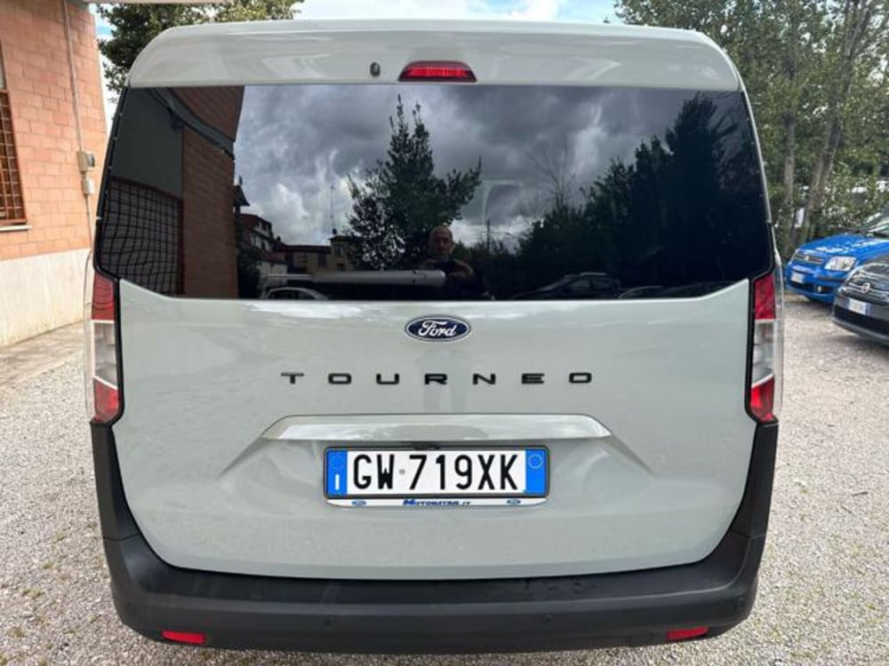 Ford Tourneo Courier usata a Roma (4)