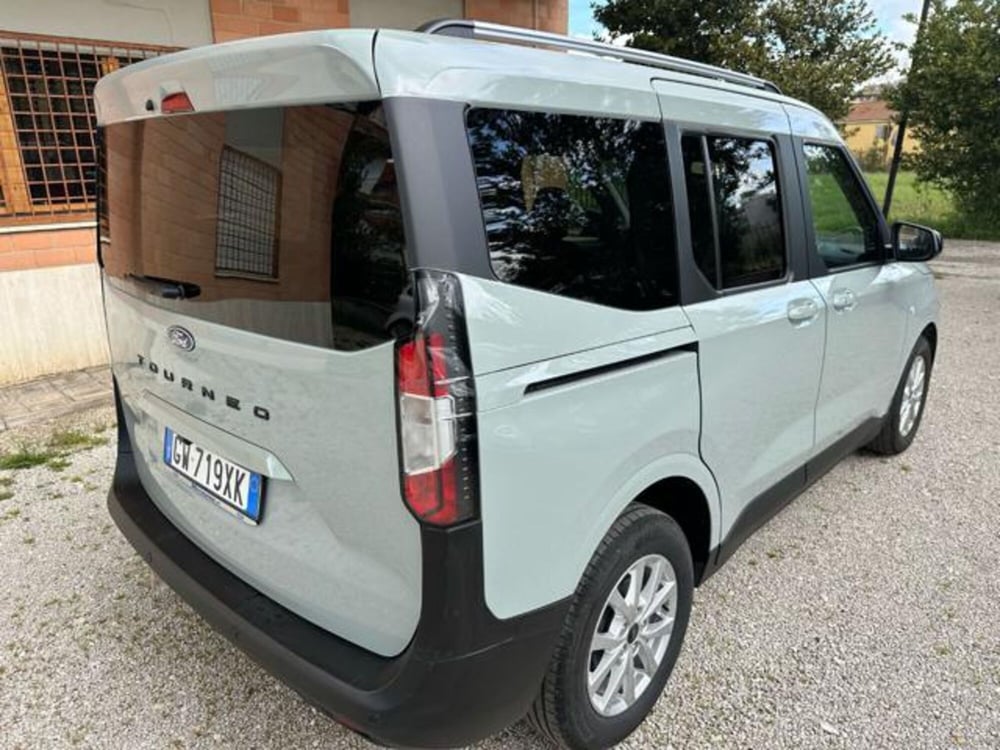 Ford Tourneo Courier usata a Roma (5)