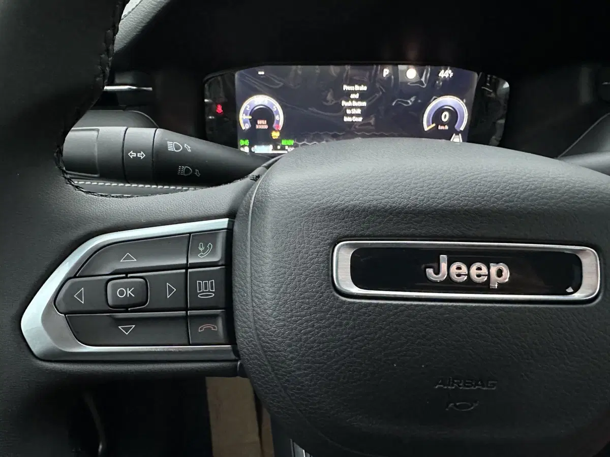 Jeep Compass nuova a Torino (18)