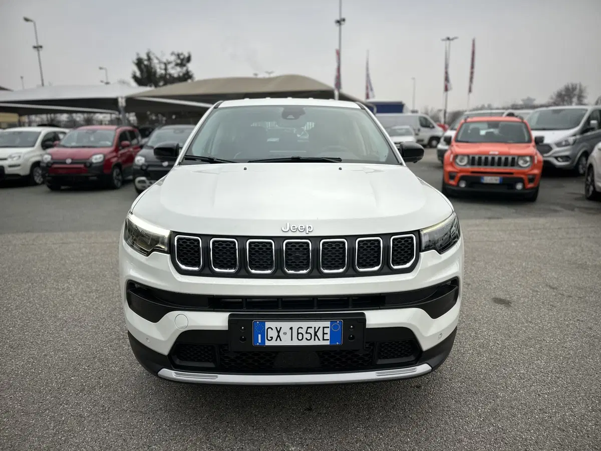 Jeep Compass nuova a Torino (2)