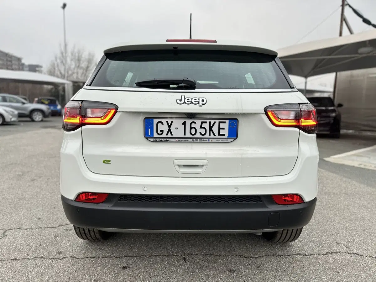 Jeep Compass nuova a Torino (6)