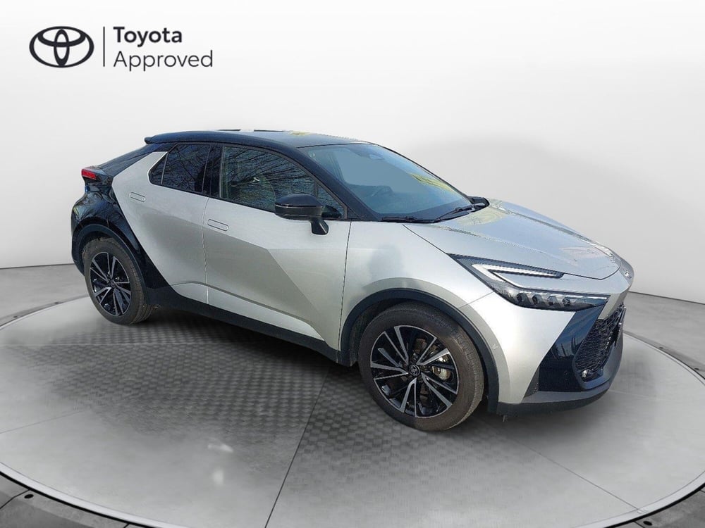 Toyota Toyota C-HR usata a Roma (6)