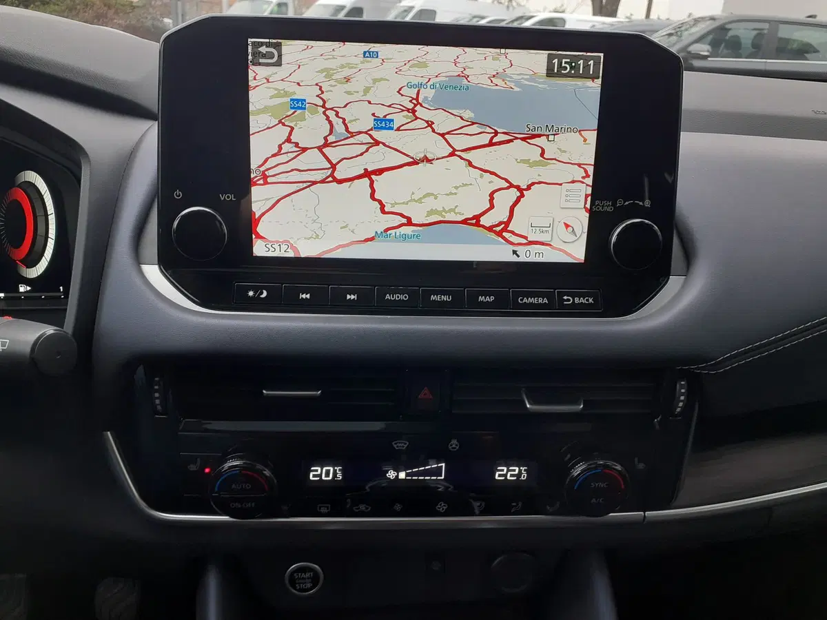 Nissan Qashqai usata a Modena (12)