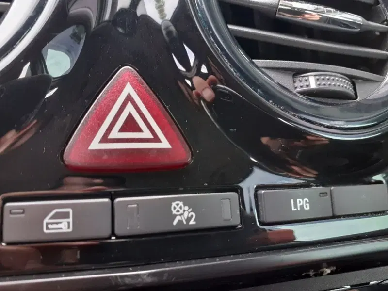 Opel Corsa usata a Modena (10)