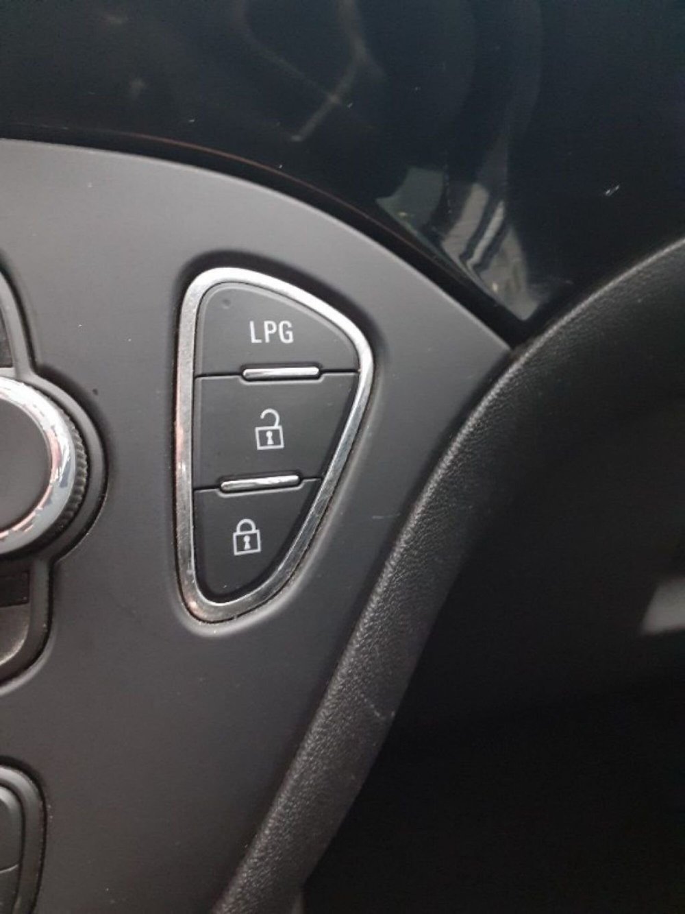 Opel Corsa usata a Modena (13)