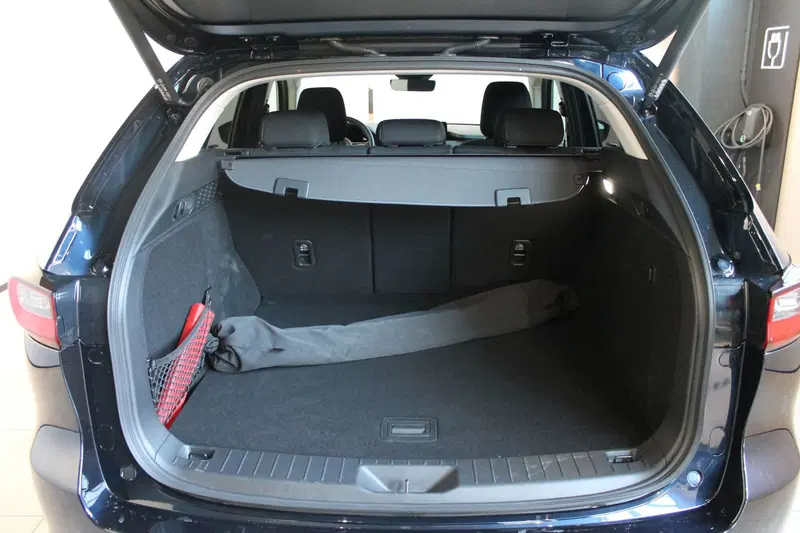 Mazda CX-60 usata a Udine (13)