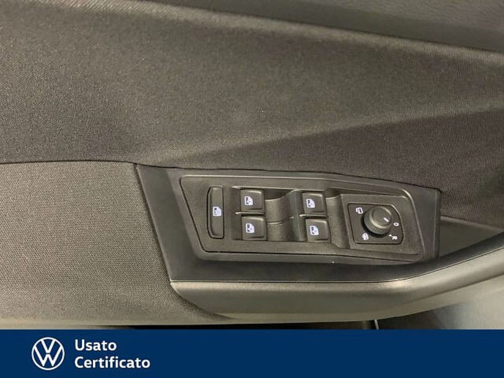 Volkswagen T-Roc nuova a Vicenza (16)