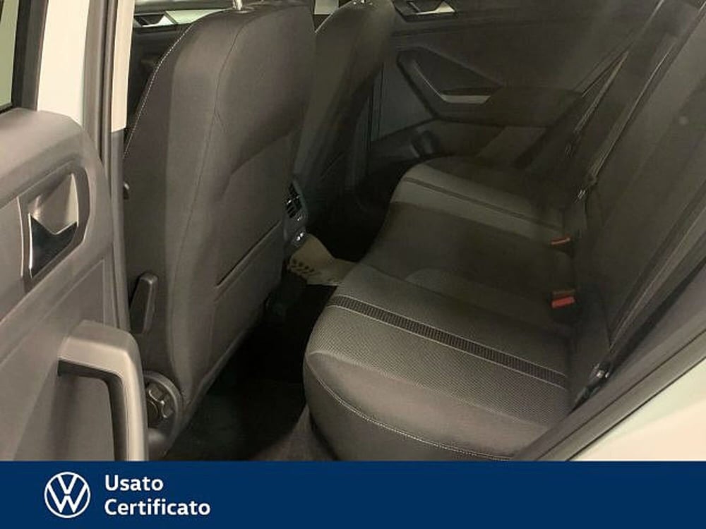 Volkswagen T-Roc nuova a Vicenza (18)