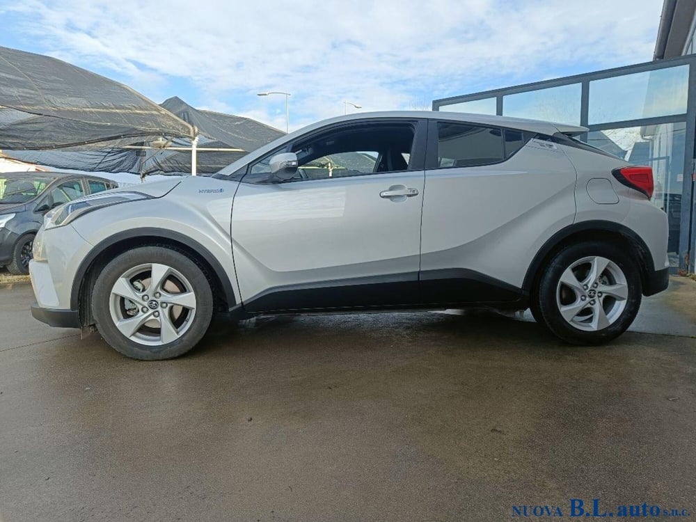 Toyota Toyota C-HR usata a Verona (3)