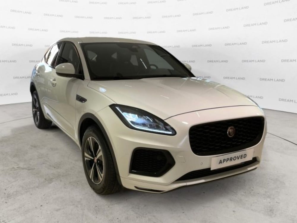 Jaguar E-Pace usata a Livorno (11)