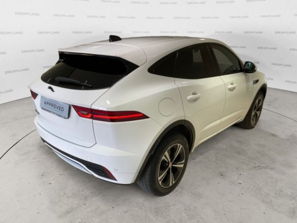 Jaguar E-Pace usata a Livorno (2)