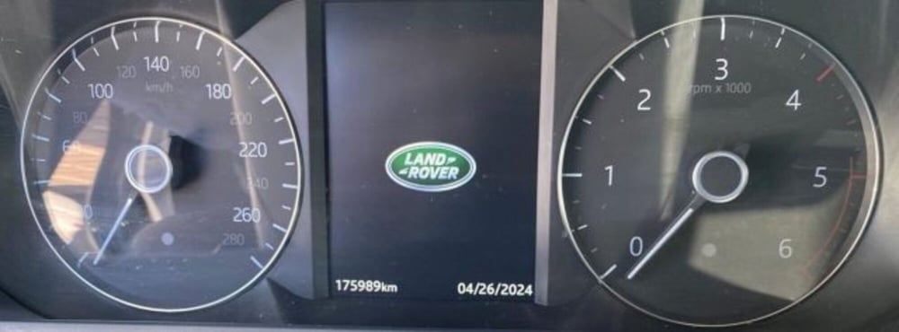 Land Rover Range Rover Velar usata a Livorno (13)