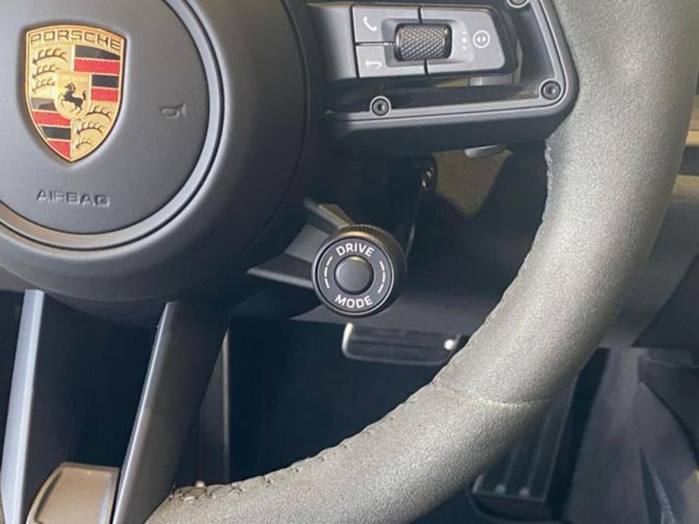 Porsche 911 Coupé usata a Livorno (20)