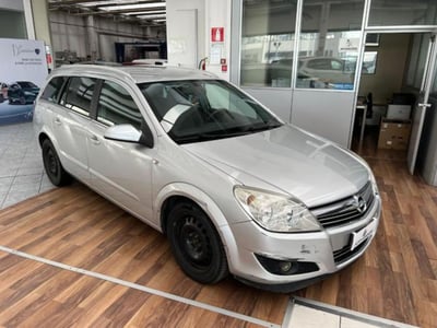 Opel Astra Station Wagon 1.7 CDTI 101CV Station Wagon Club  del 2007 usata a Vignola