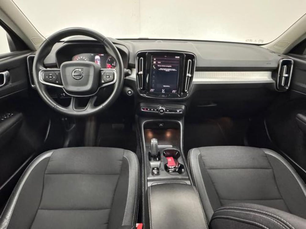 Volvo XC40 usata a Como (4)