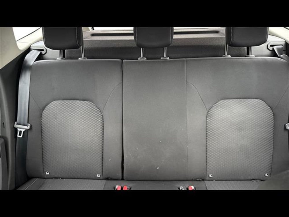 Dacia Duster usata a Padova (13)